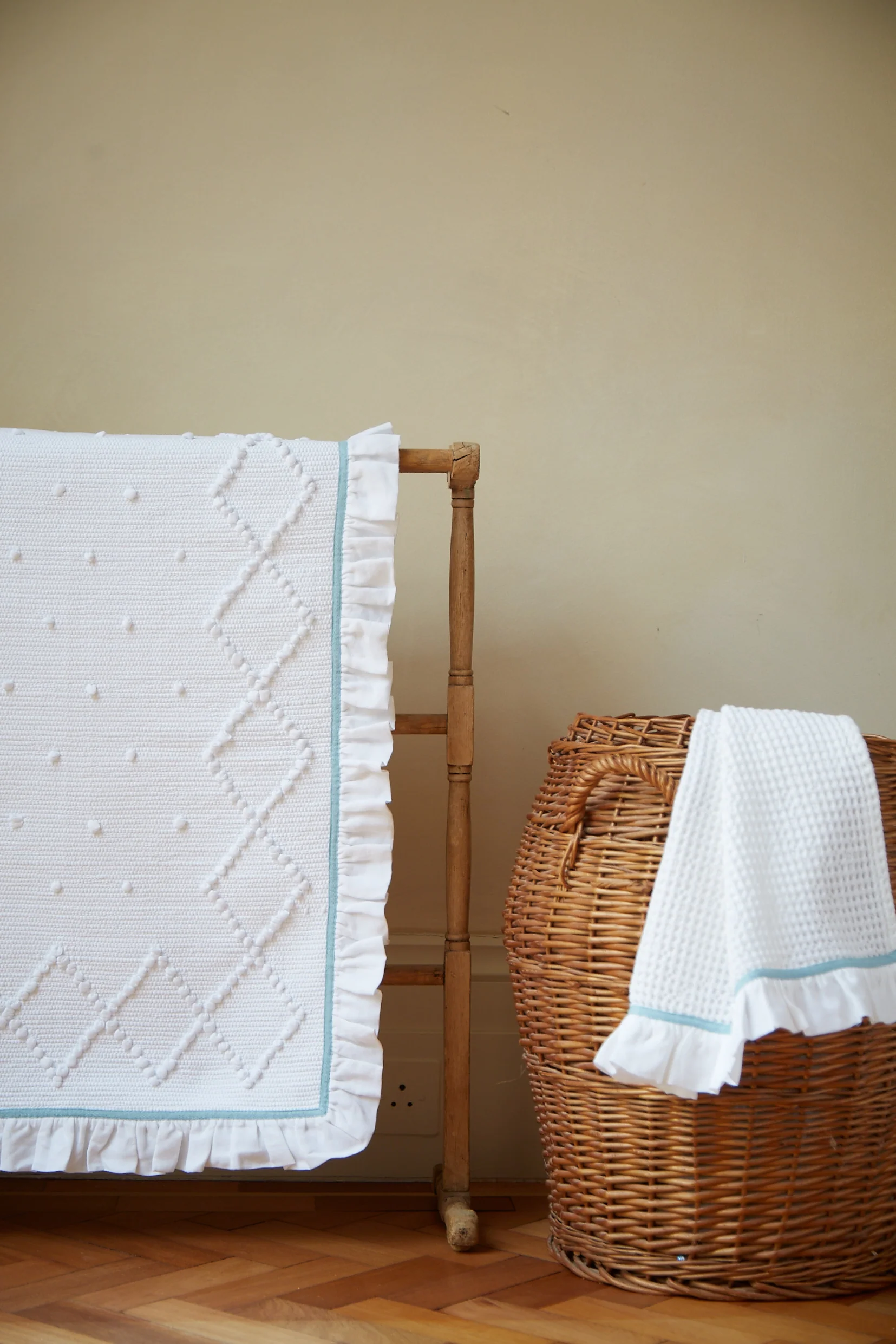 Jumbo Linen Frill Bathmat, Sky Blue - Image 3