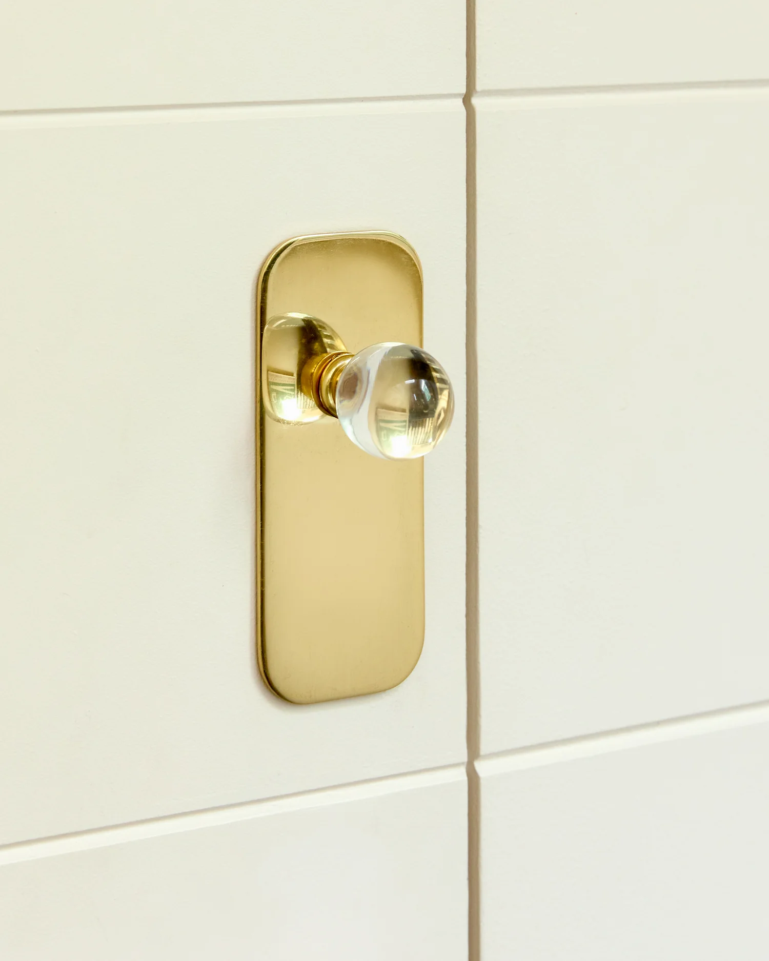 Large Curve Backplate, Polished Brass - Image 2