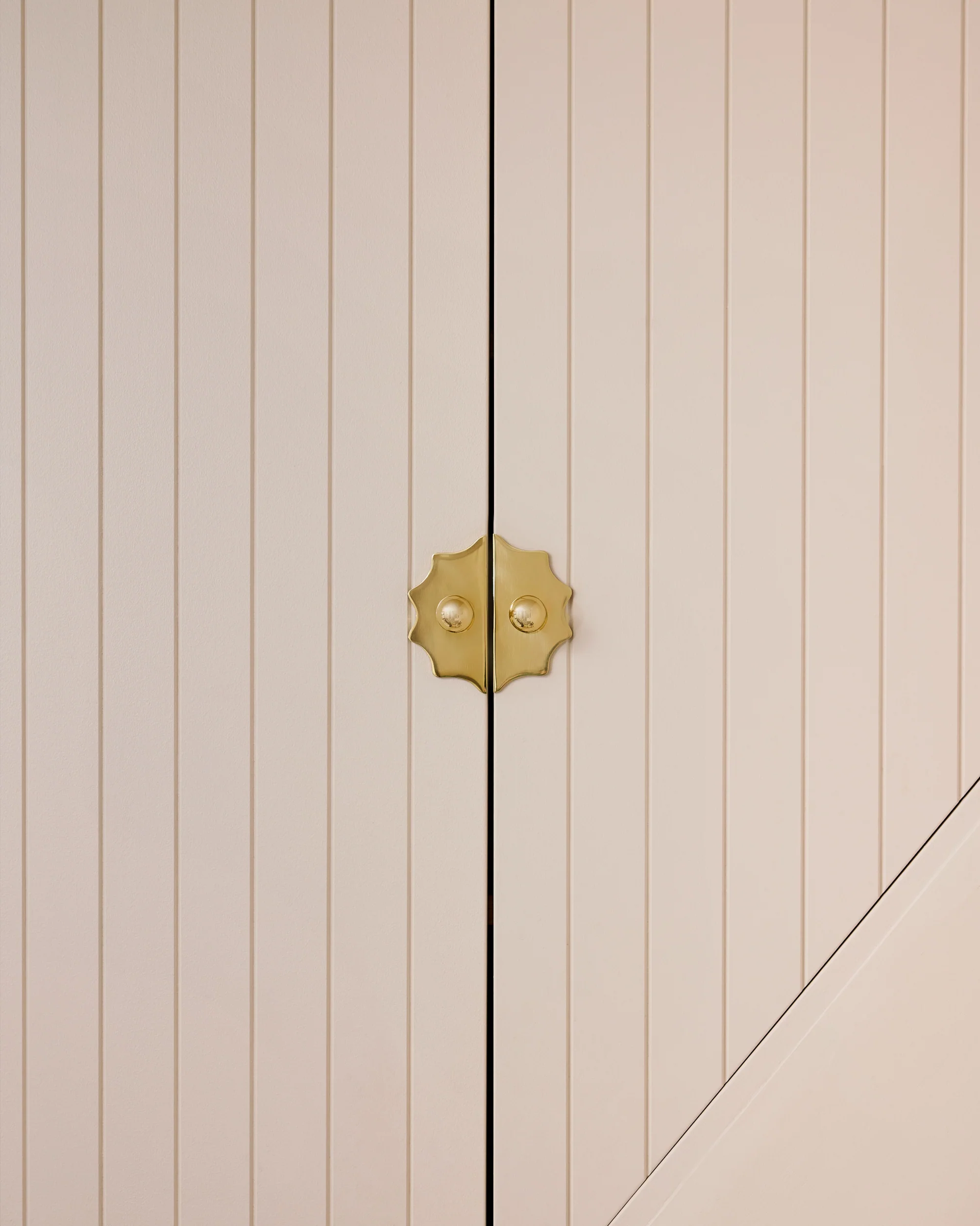 Pair of Wave Backplates, Polished Brass - Image 2